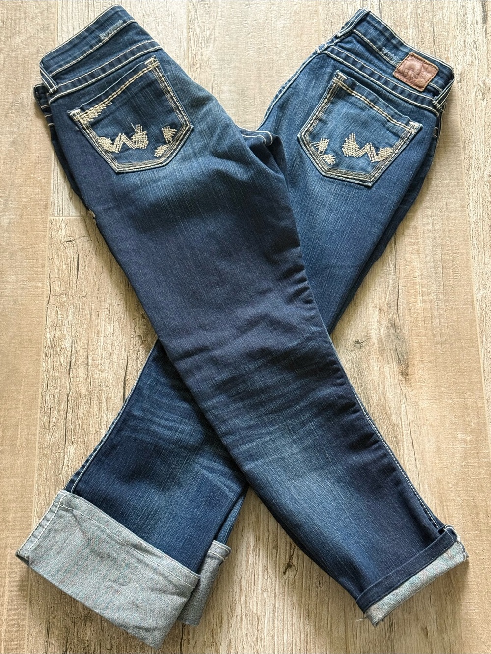 BKE Modified (2 Sets) Cropped Women's Jeans with Embroidered Back Pockets